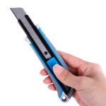 Weibo Heavy-Duty Snap-Off Utility Knife WB-2082 – 18mm Stainless Steel Box Cutter for Industrial, Office & Warehouse Use - Image 5